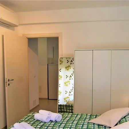 Di Rosita Apartment Pietra Ligure